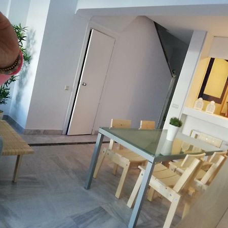 Marbella House Apartamento Duplex Buitenkant foto