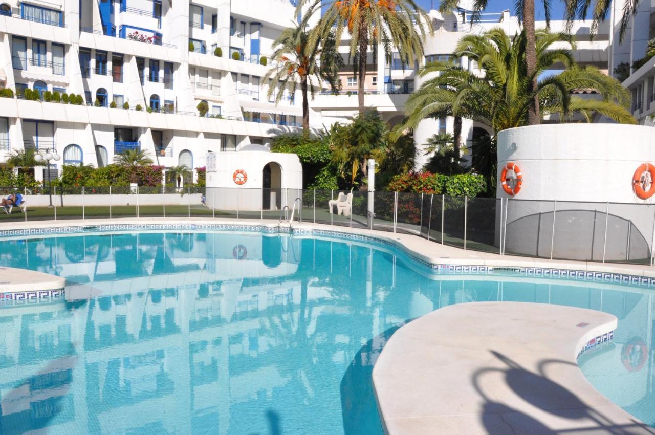 Marbella House Apartamento Duplex Buitenkant foto