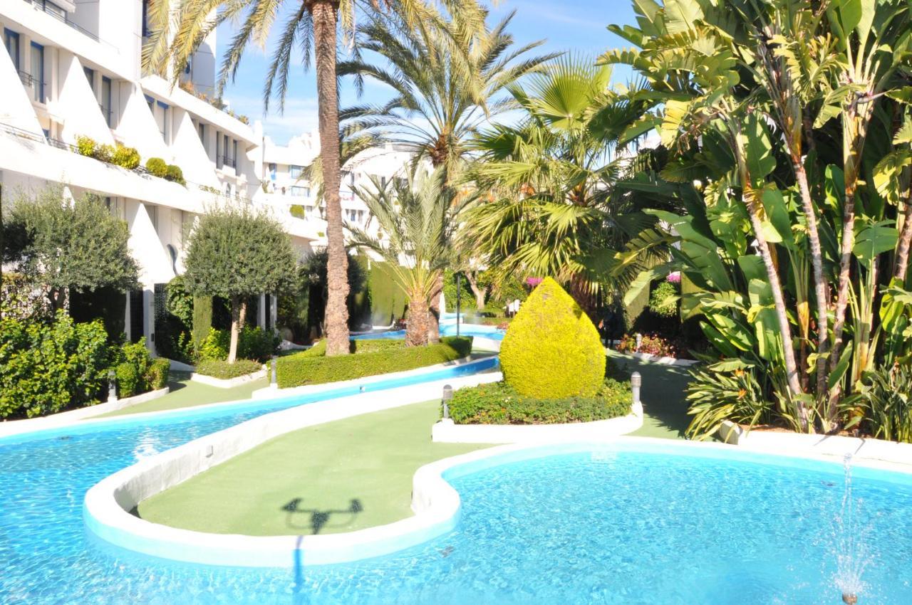 Marbella House Apartamento Duplex Buitenkant foto